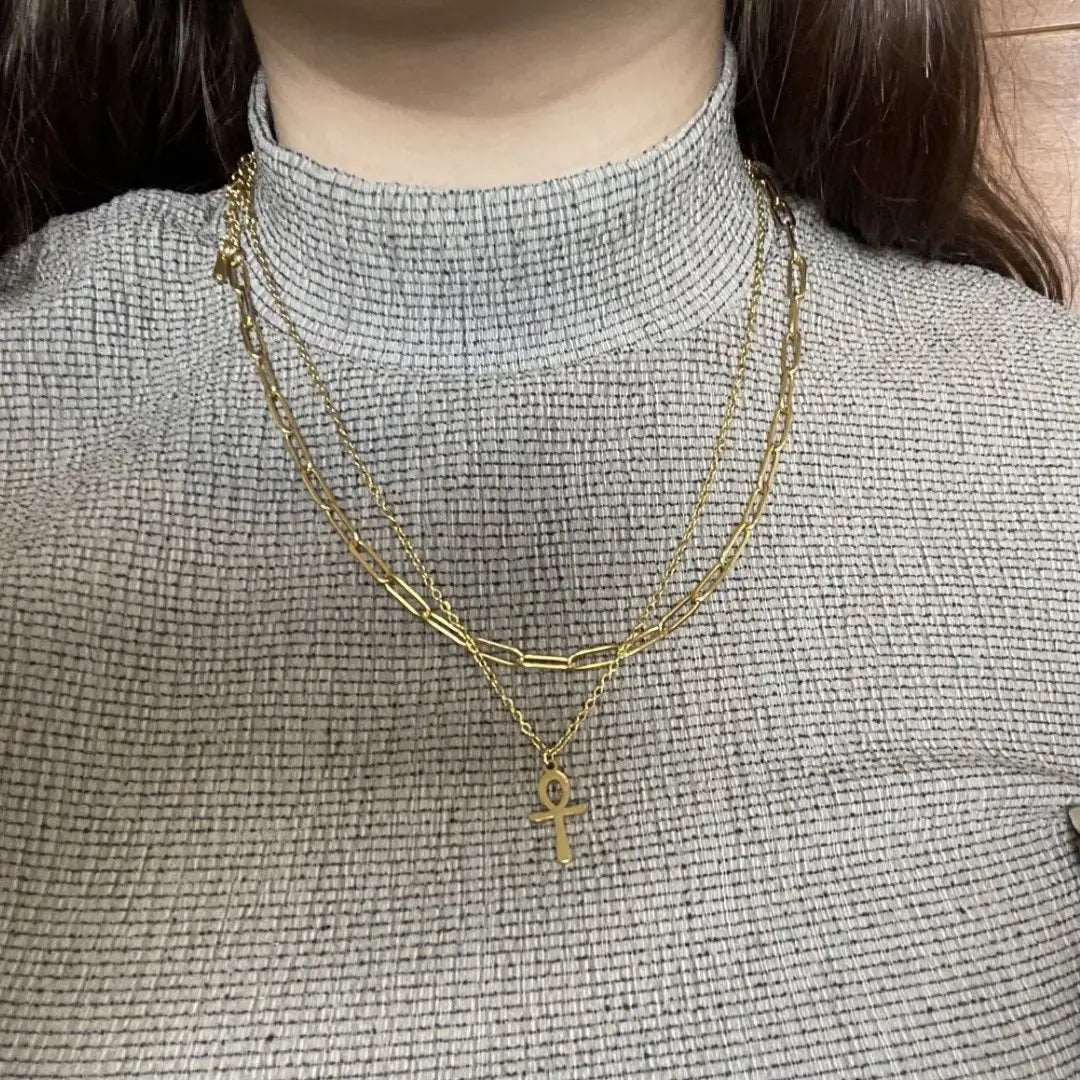 Gold paperclip chain necklace - M. Elizabeth